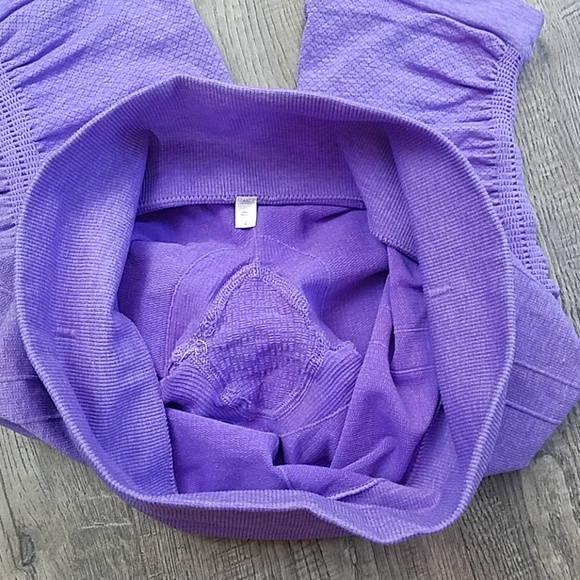 Lululemon In The Flow Crop

Power Purple - Picture 6 of 8